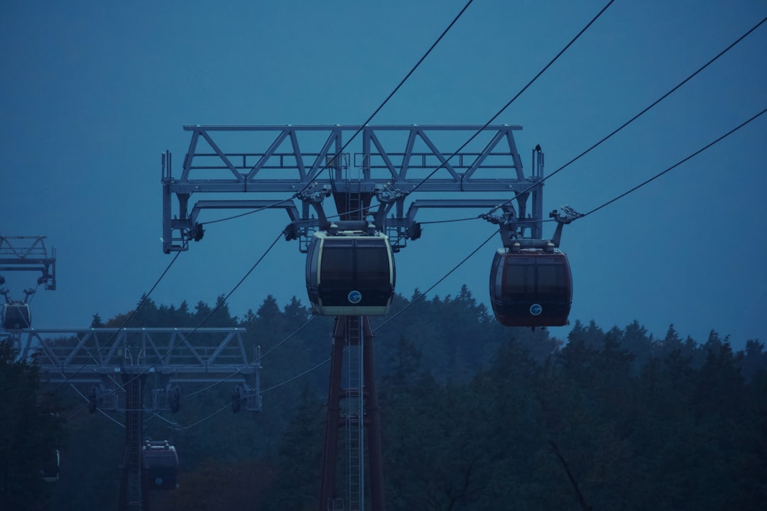 大山ケーブルカーで楽に登山