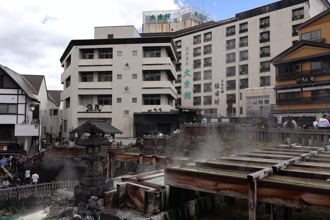 沢渡温泉エリアの日帰り入浴施設