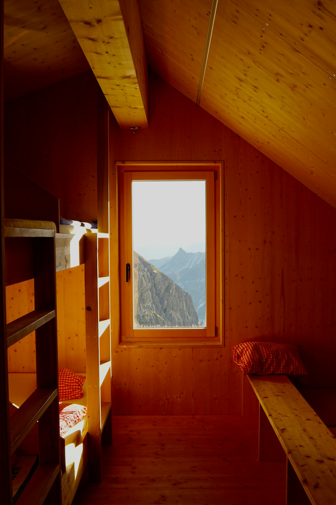 山の見える部屋