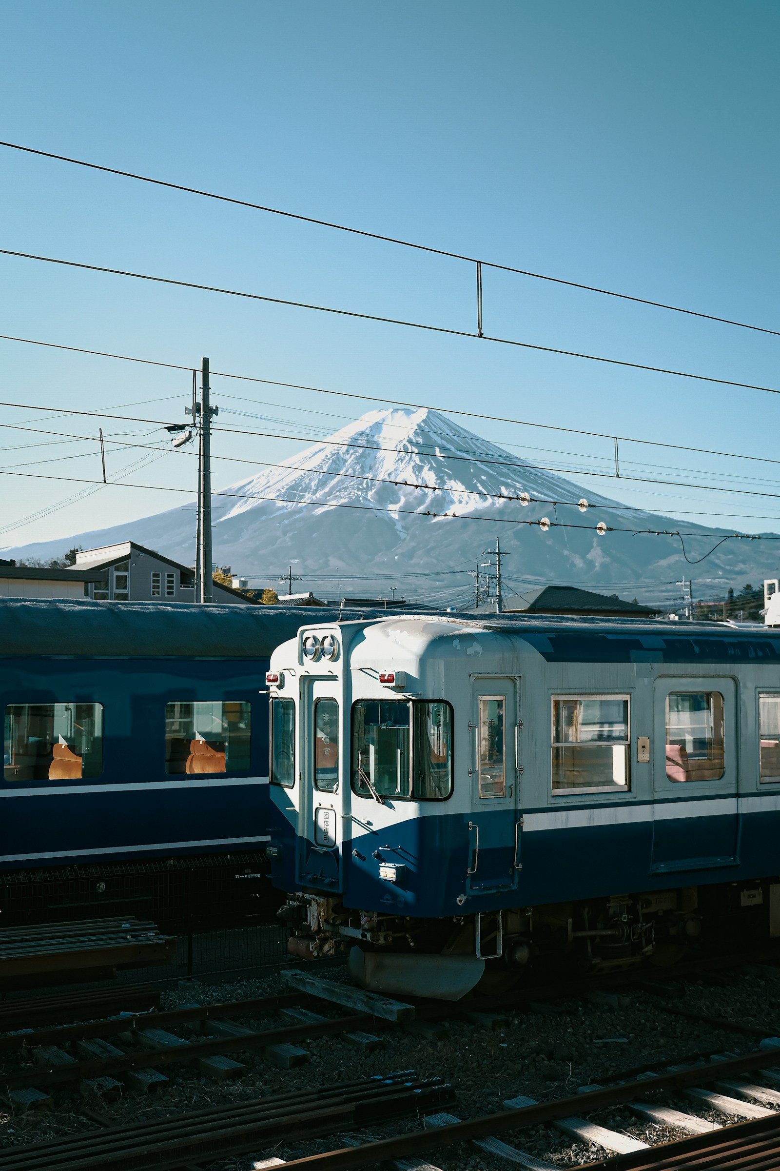 富士山と麓を結ぶ公共交通の風景