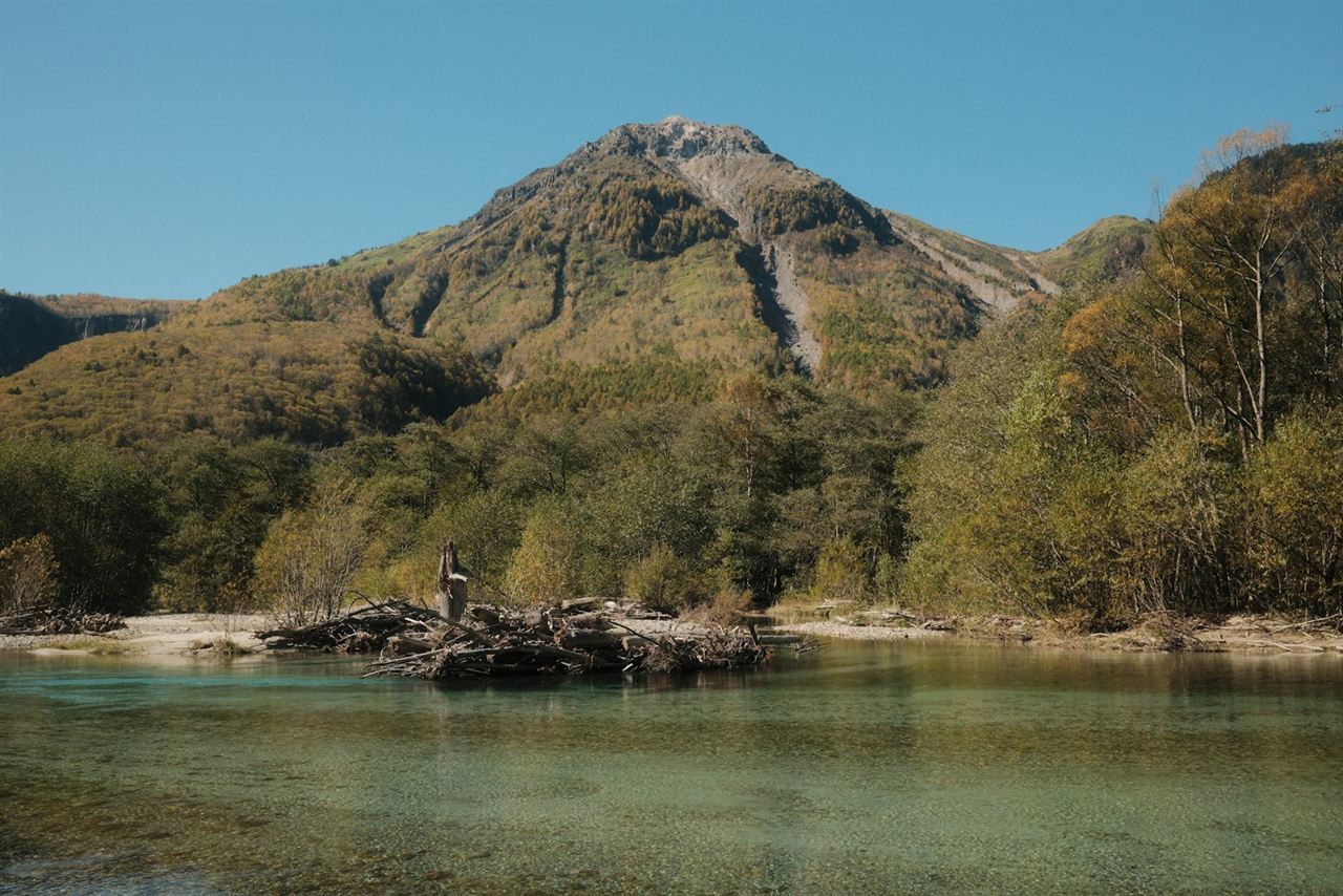 上高地の明神池の絶景