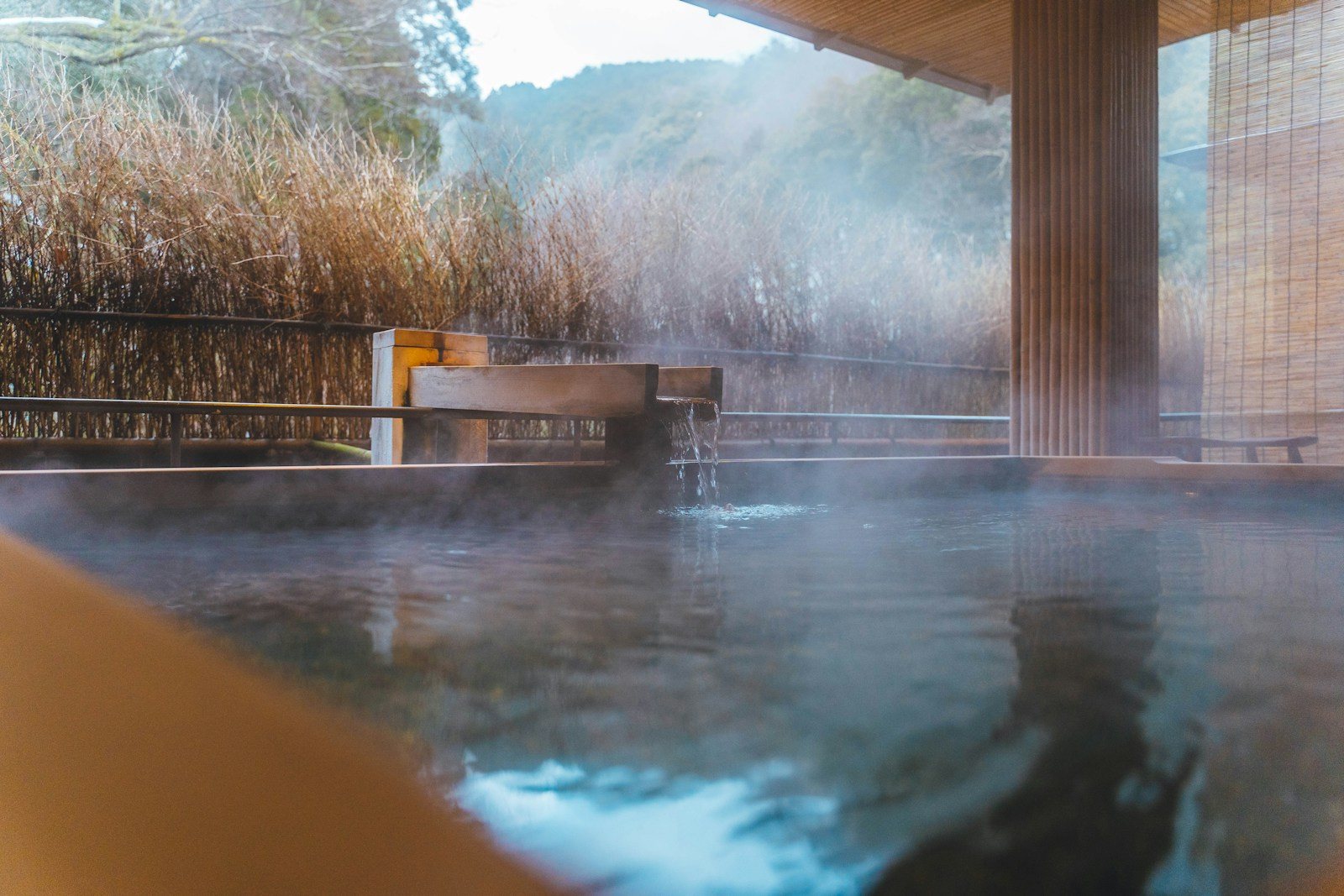 八幡平の日帰り温泉をイメージした露天風呂
